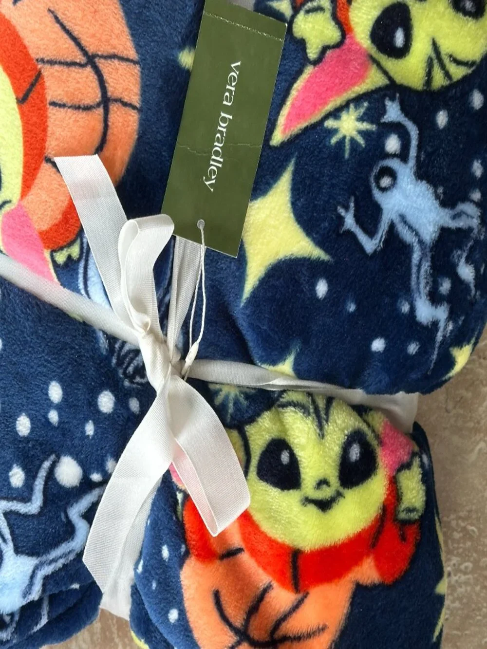 VERA BRADLEY STAR WARS MANDALORIAN THROW BLANKET:NWT GALACTIC CRAVING GROGU